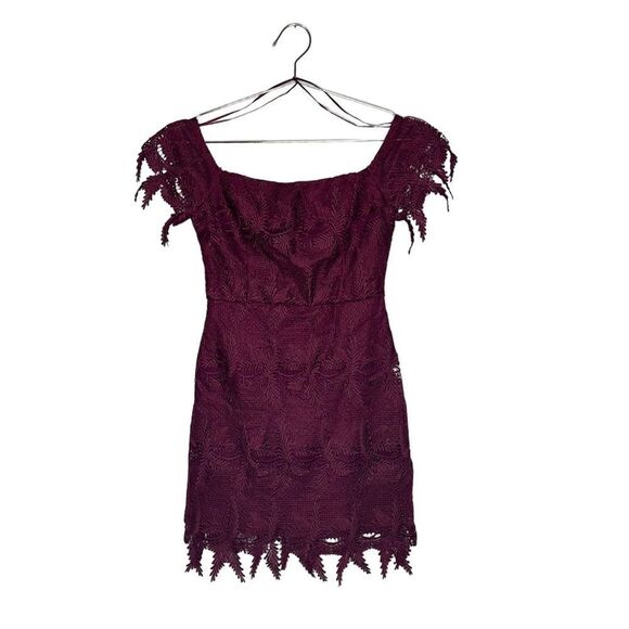 Astr Valentina Lace Off-The-Shoulder Mini Dress - Picture 3 of 12